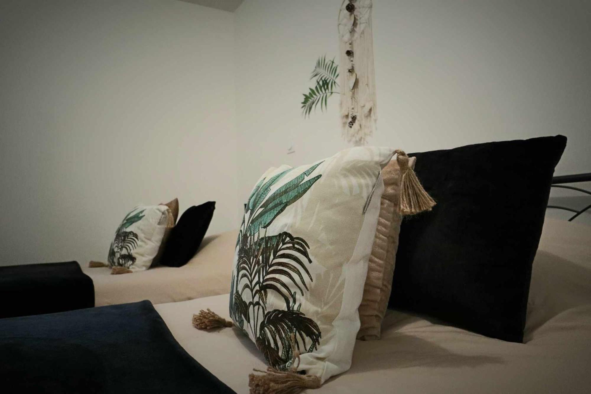 Appartement Le Moderne Ideal Pour Couples Et Professionnels Ornans Bagian luar foto